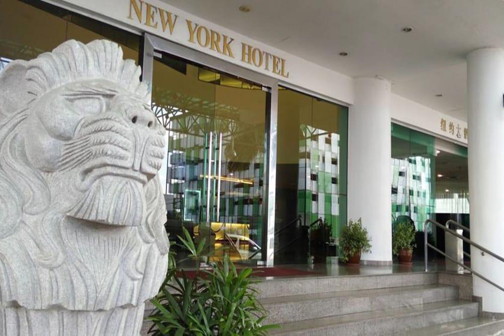 New York Hotel 4*